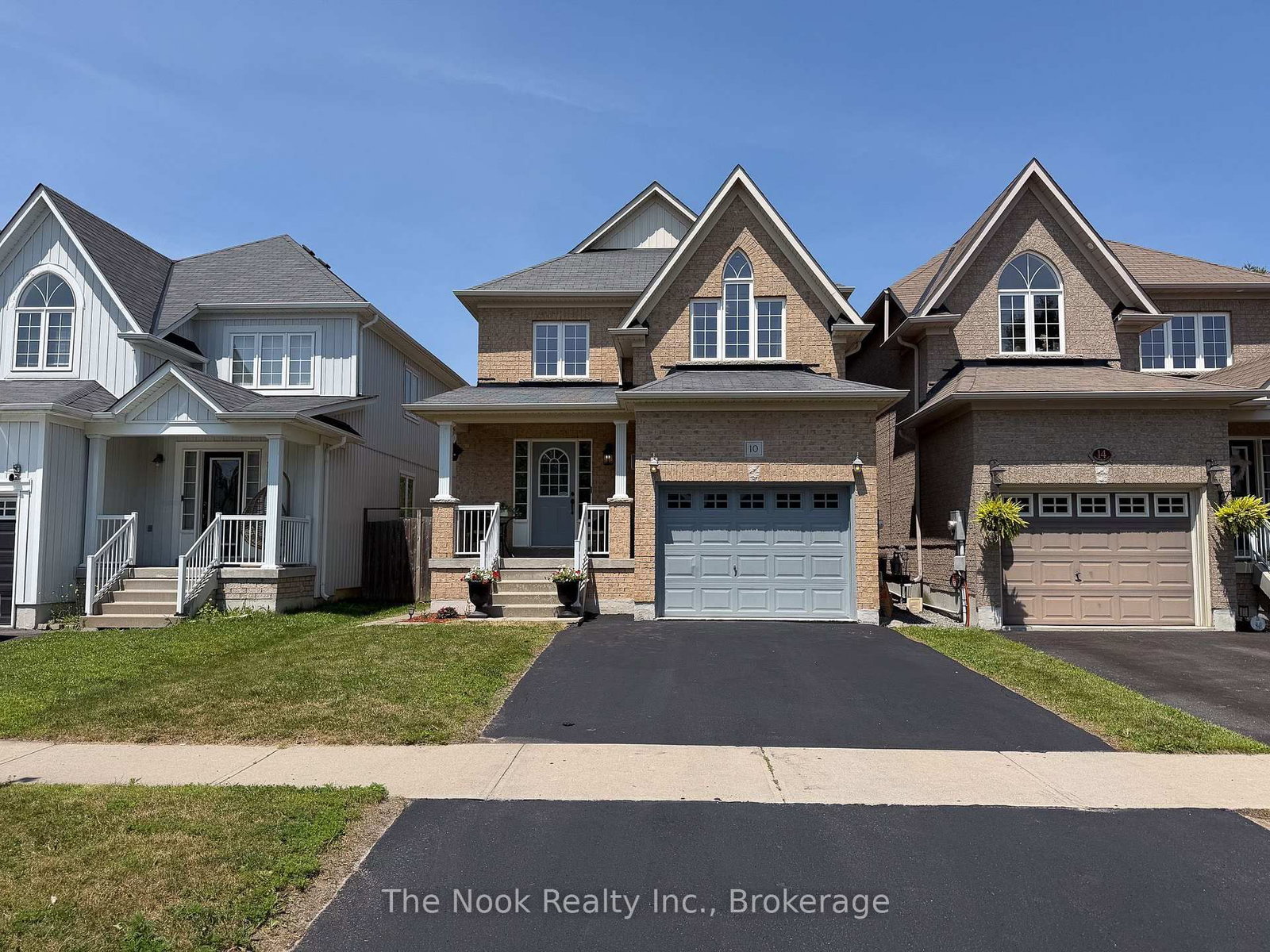 10 Broome Avenue • Clarington, ON photo 4