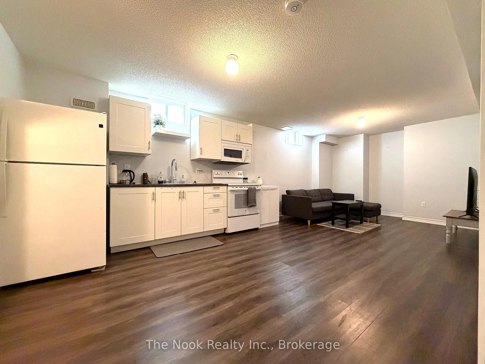 10 Broome Avenue • Clarington, ON photo 41