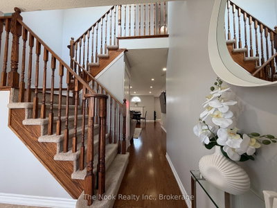 10 Broome Avenue • Clarington, ON photo 8