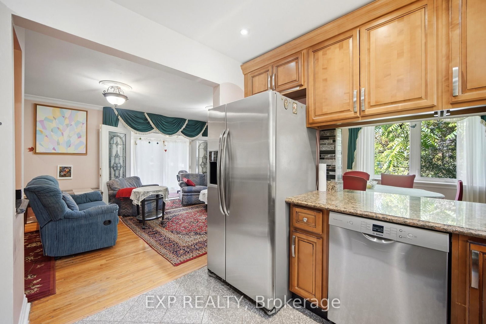43 Ridgemoor Avenue • Toronto, ON photo 14