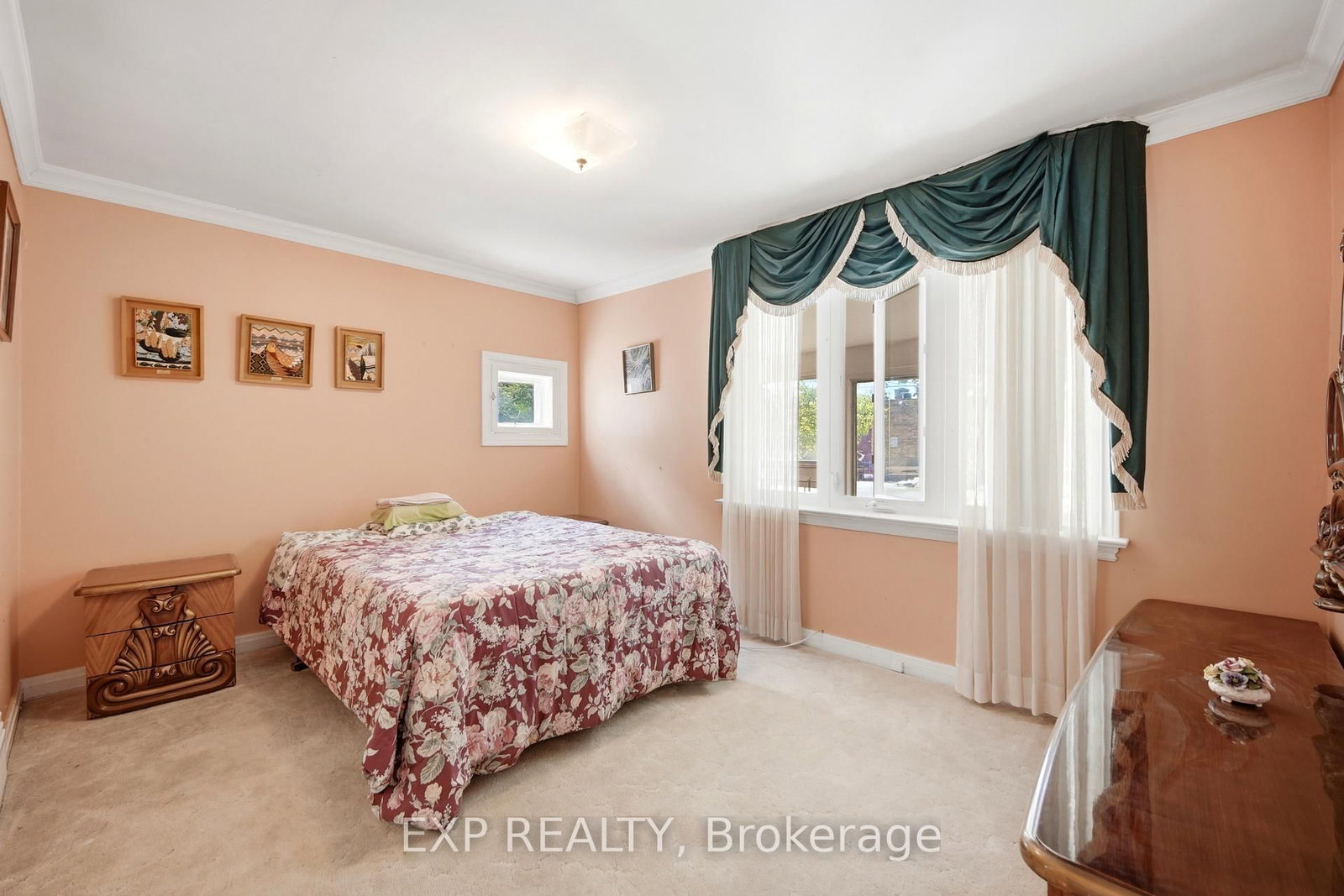 43 Ridgemoor Avenue • Toronto, ON photo 17