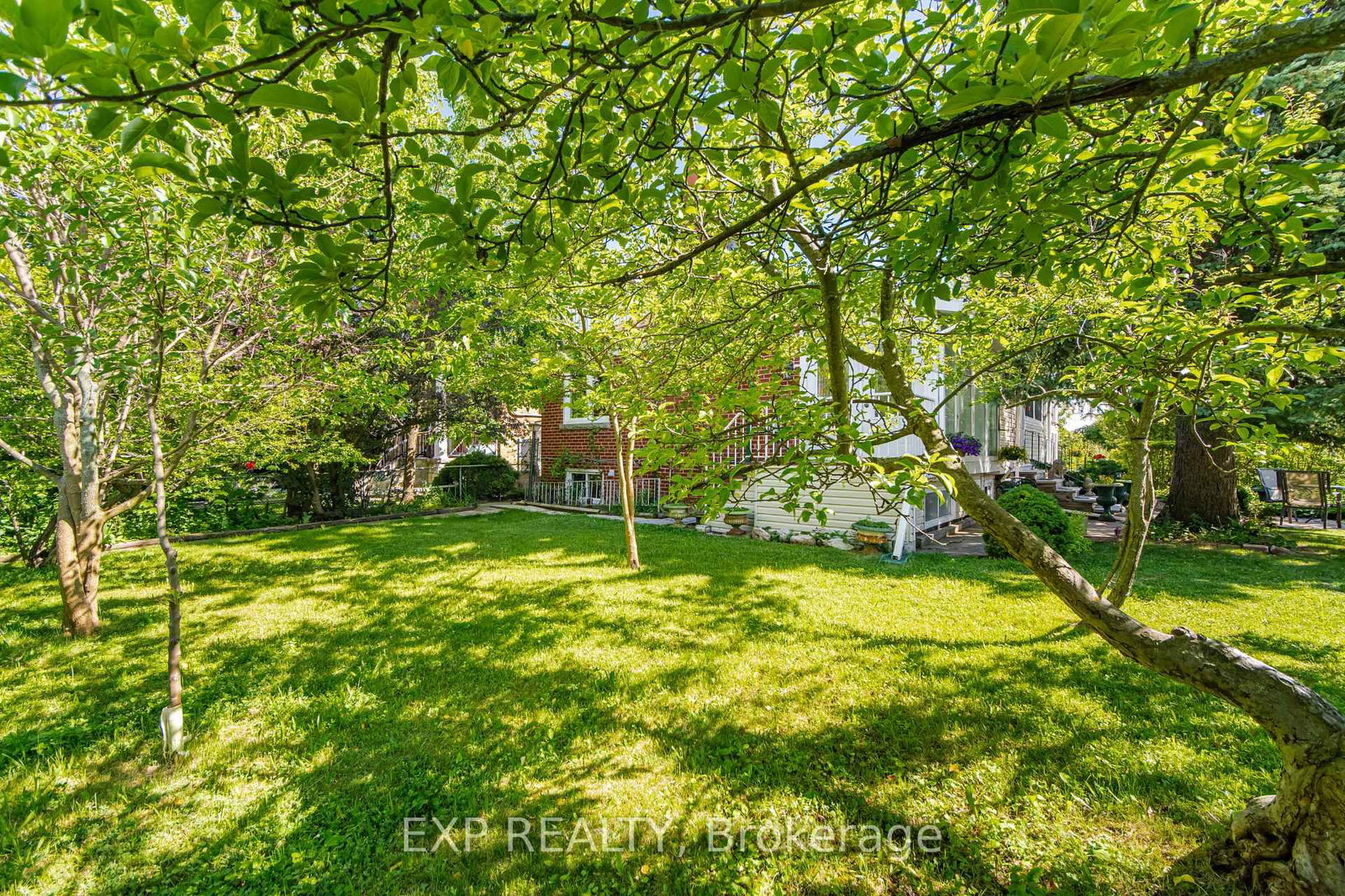 43 Ridgemoor Avenue • Toronto, ON photo 43