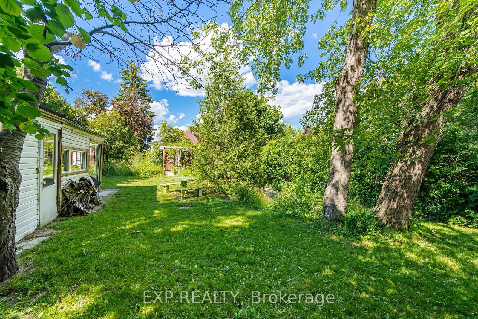 43 Ridgemoor Avenue • Toronto, ON photo 49