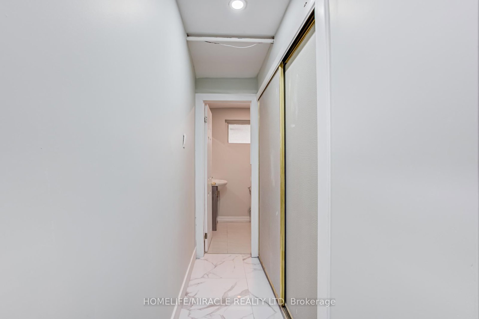 122 Ormond Drive • Oshawa, ON photo 35