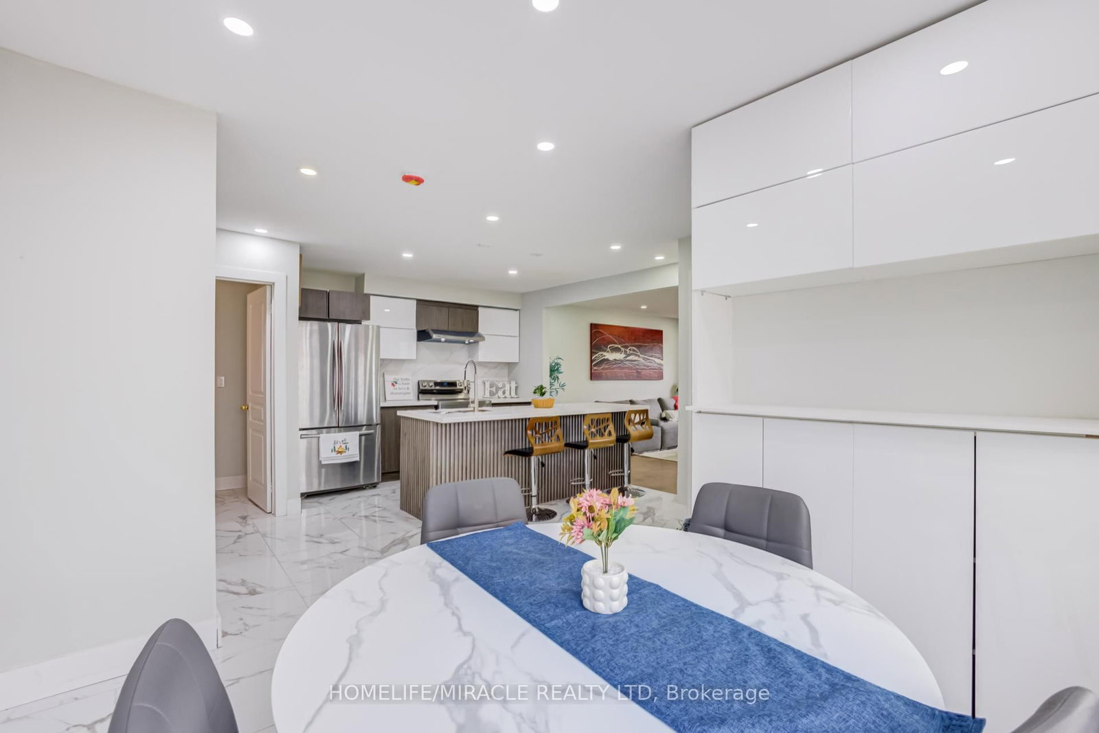 122 Ormond Drive • Oshawa, ON photo 8