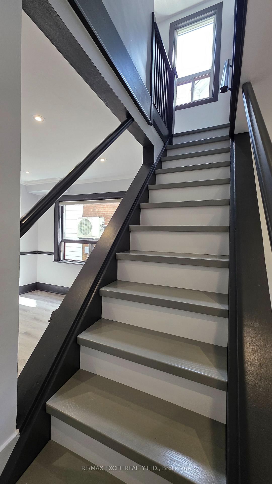 171 Langford Avenue • Toronto, ON photo 19