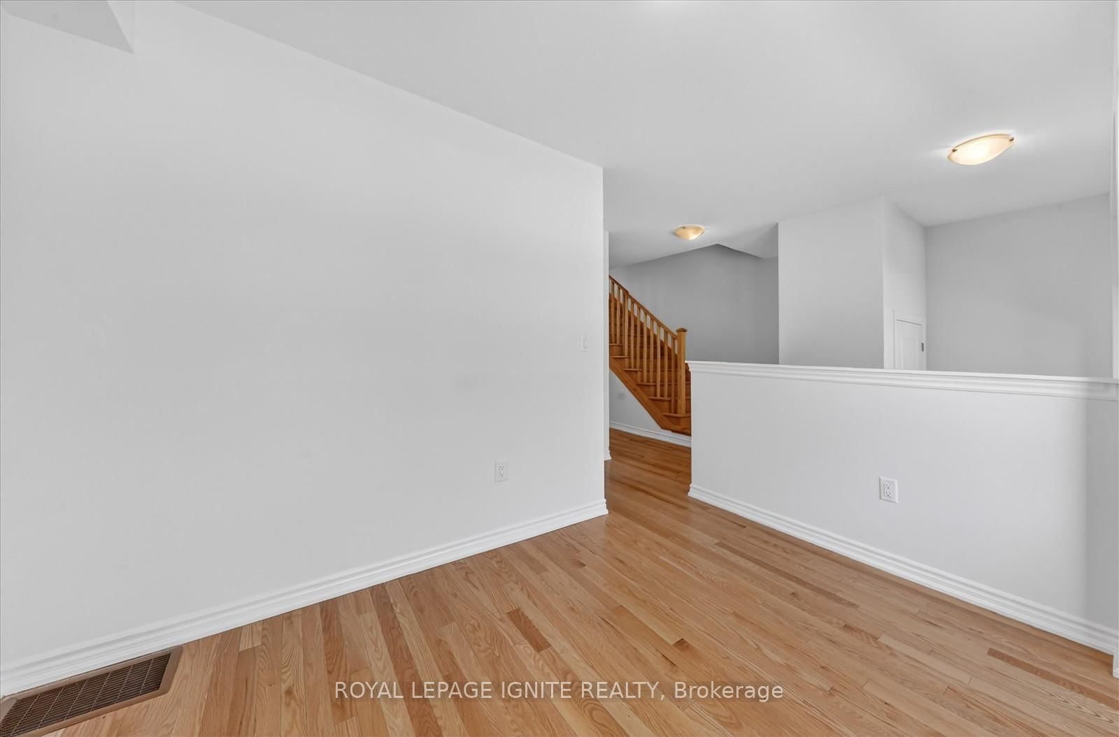 516 Danks Ridge Drive • Ajax, ON photo 6
