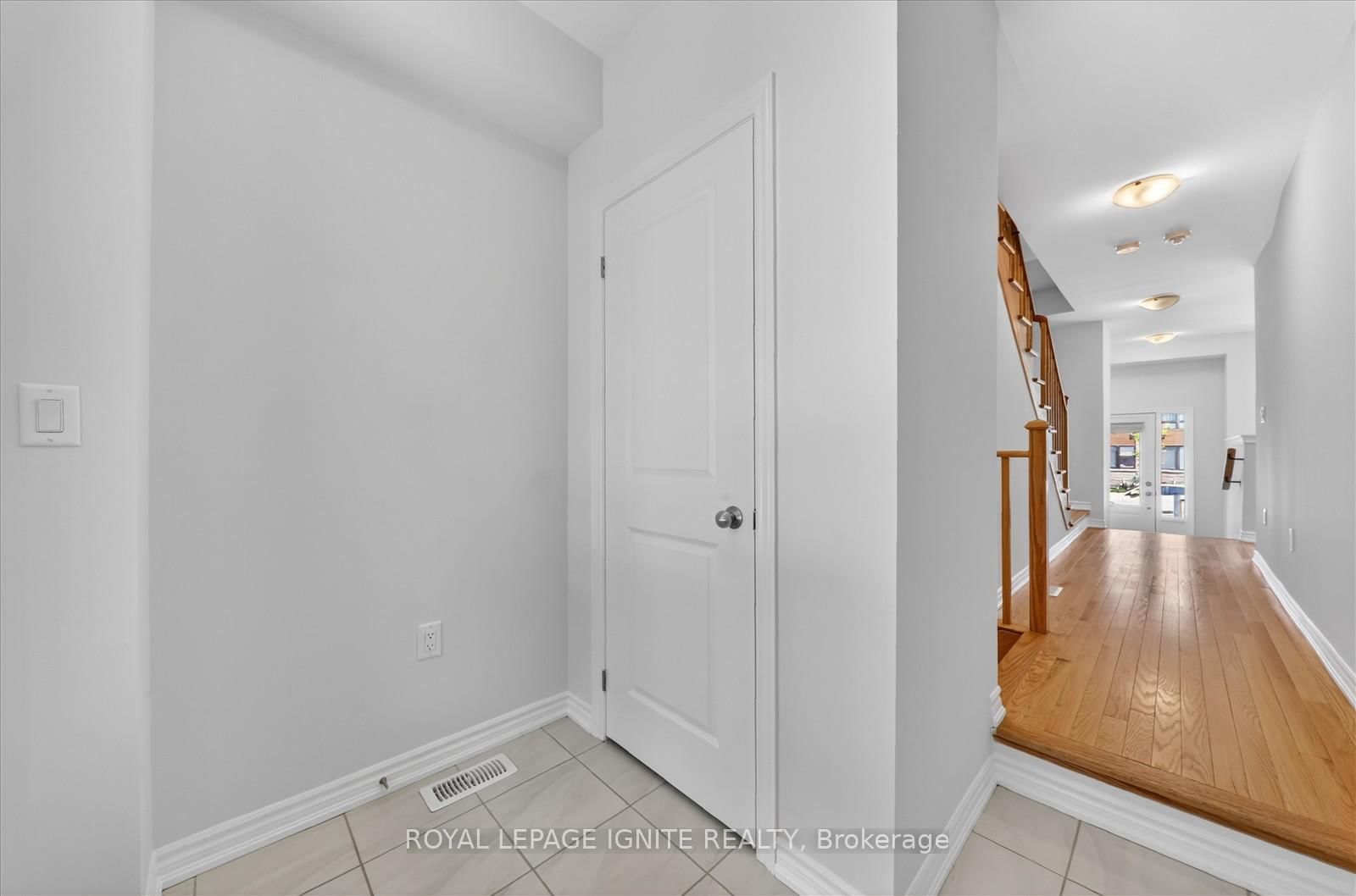 516 Danks Ridge Drive • Ajax, ON photo 9