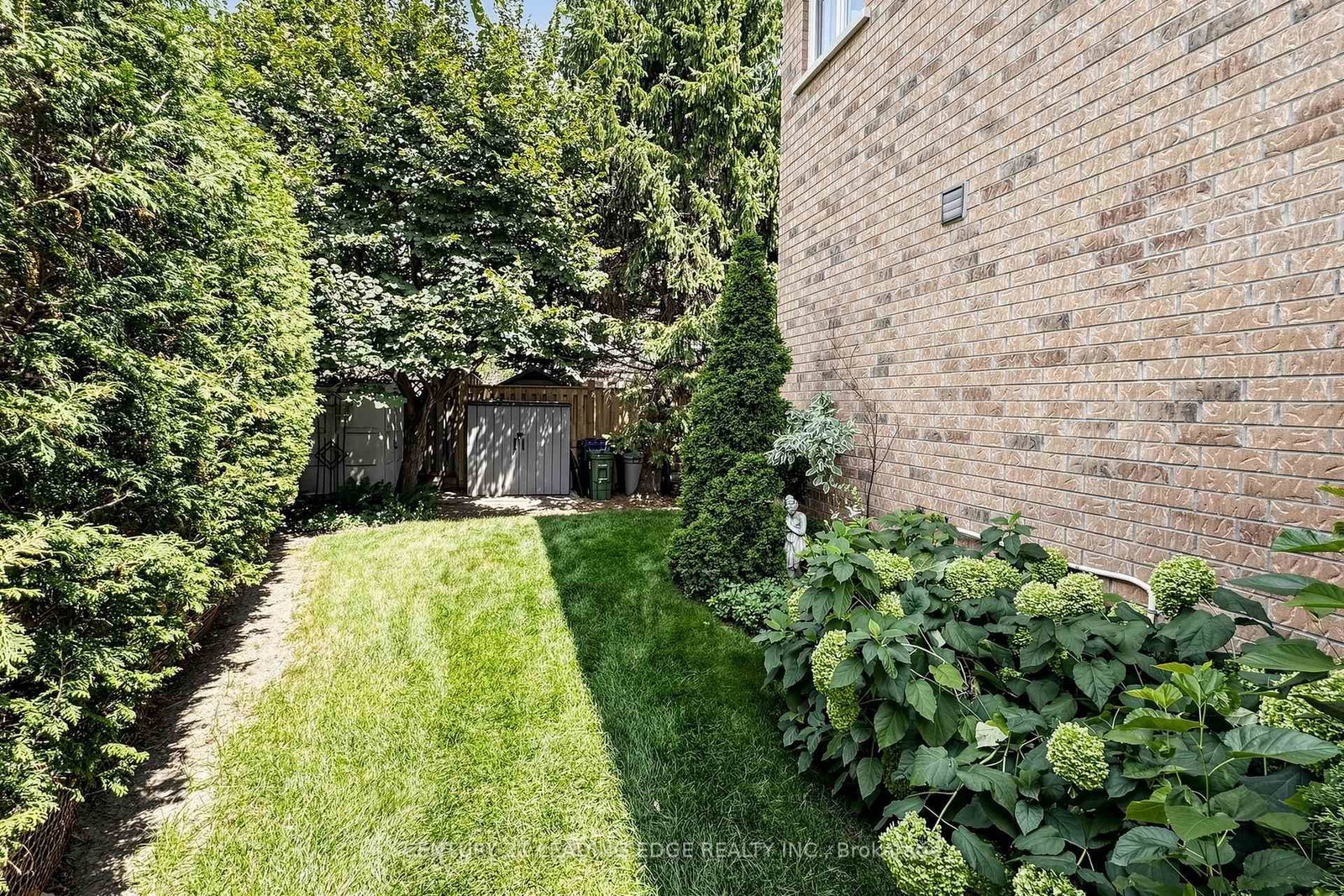 48 Tanis Crescent • Toronto, ON photo 45