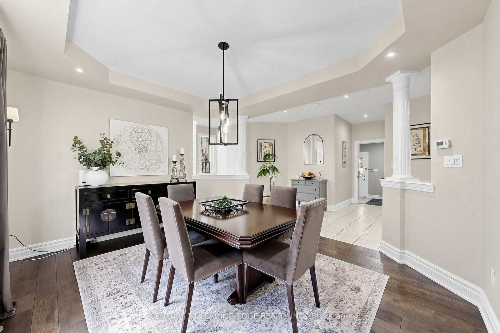 48 Tanis Crescent • Toronto, ON photo 5