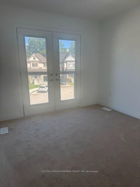 7 Deer Creek Court • Toronto, ON photo 10