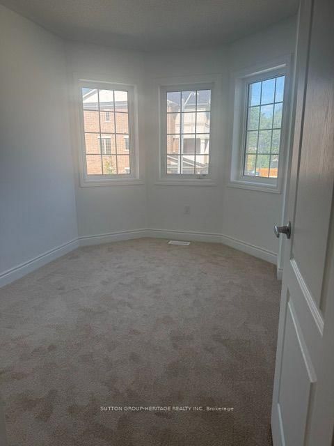 7 Deer Creek Court • Toronto, ON photo 9