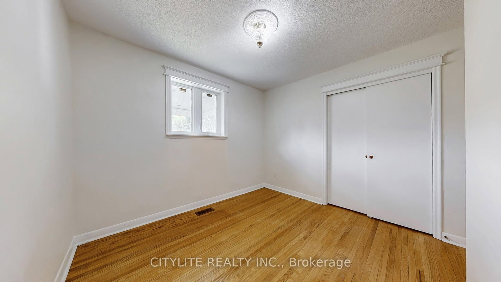 516 Monteith Ave, Oshawa, view 20