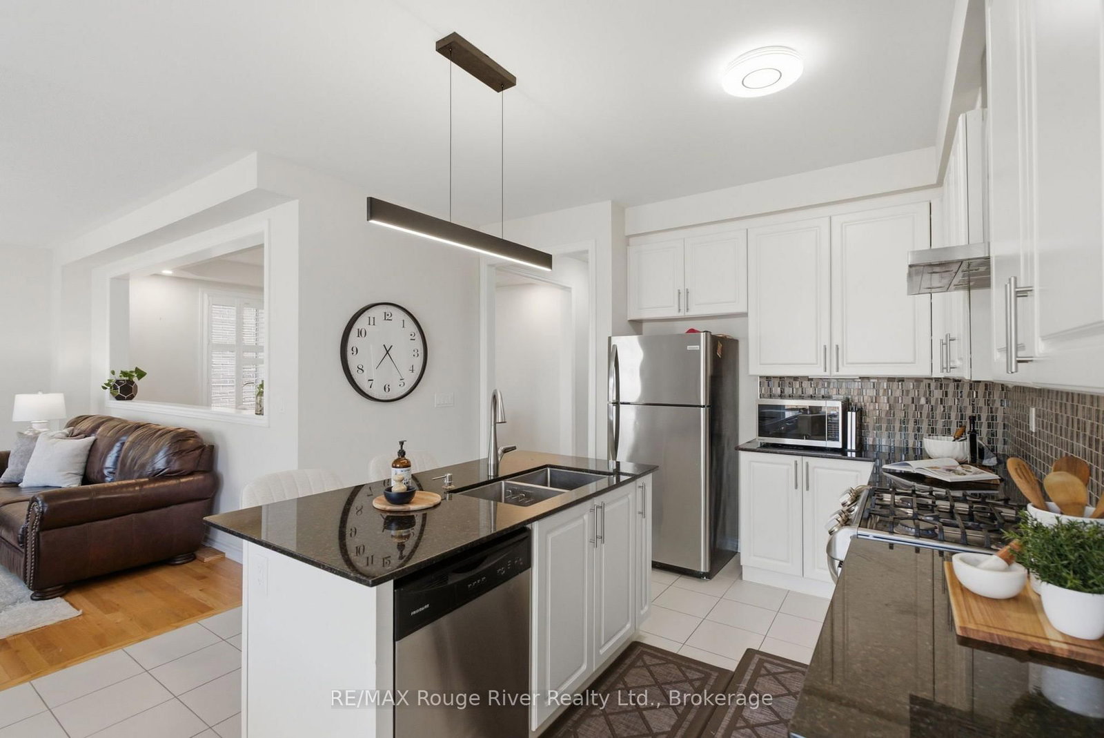 1220 Ronald Inche Drive • Oshawa, ON photo 11