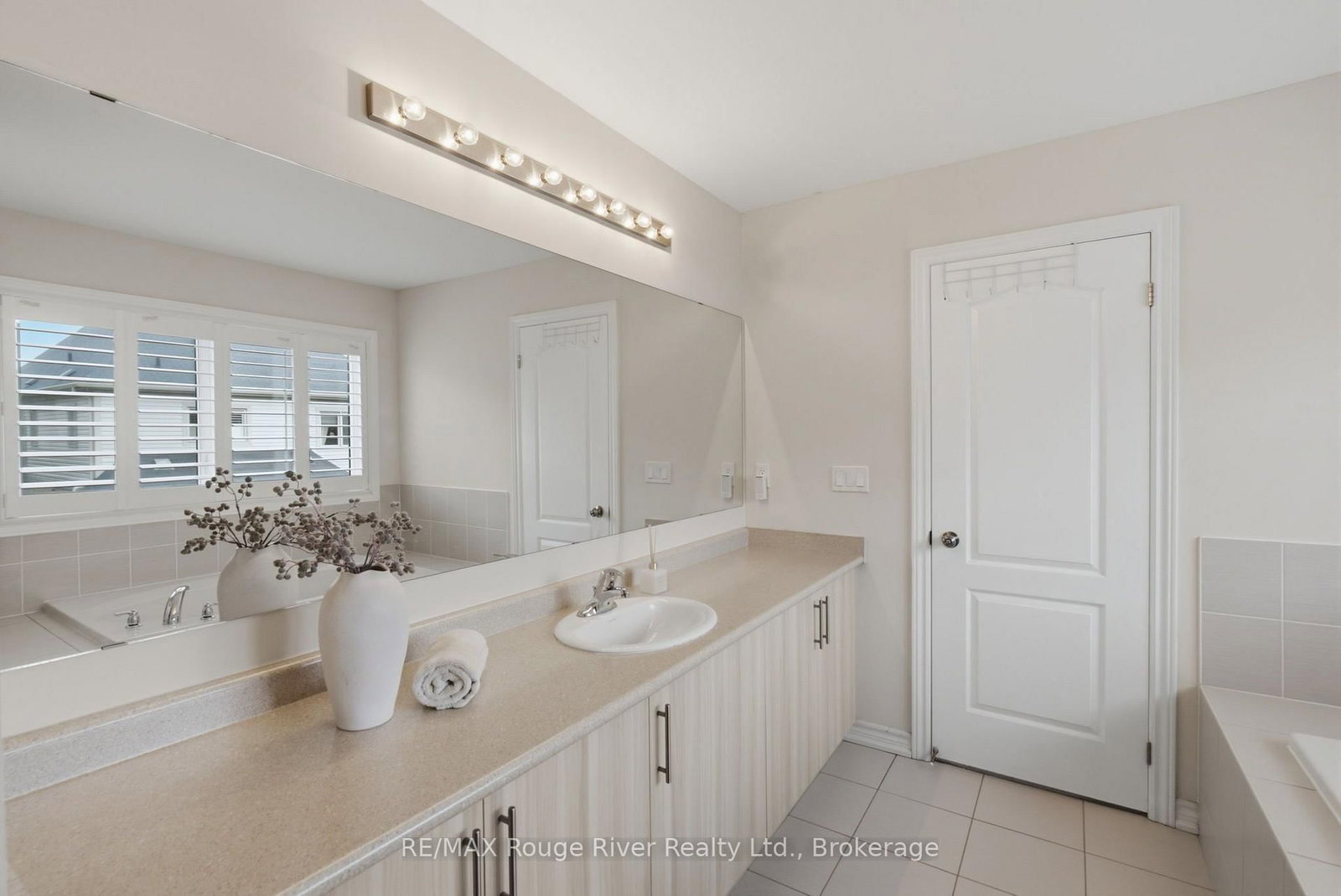 1220 Ronald Inche Drive • Oshawa, ON photo 29
