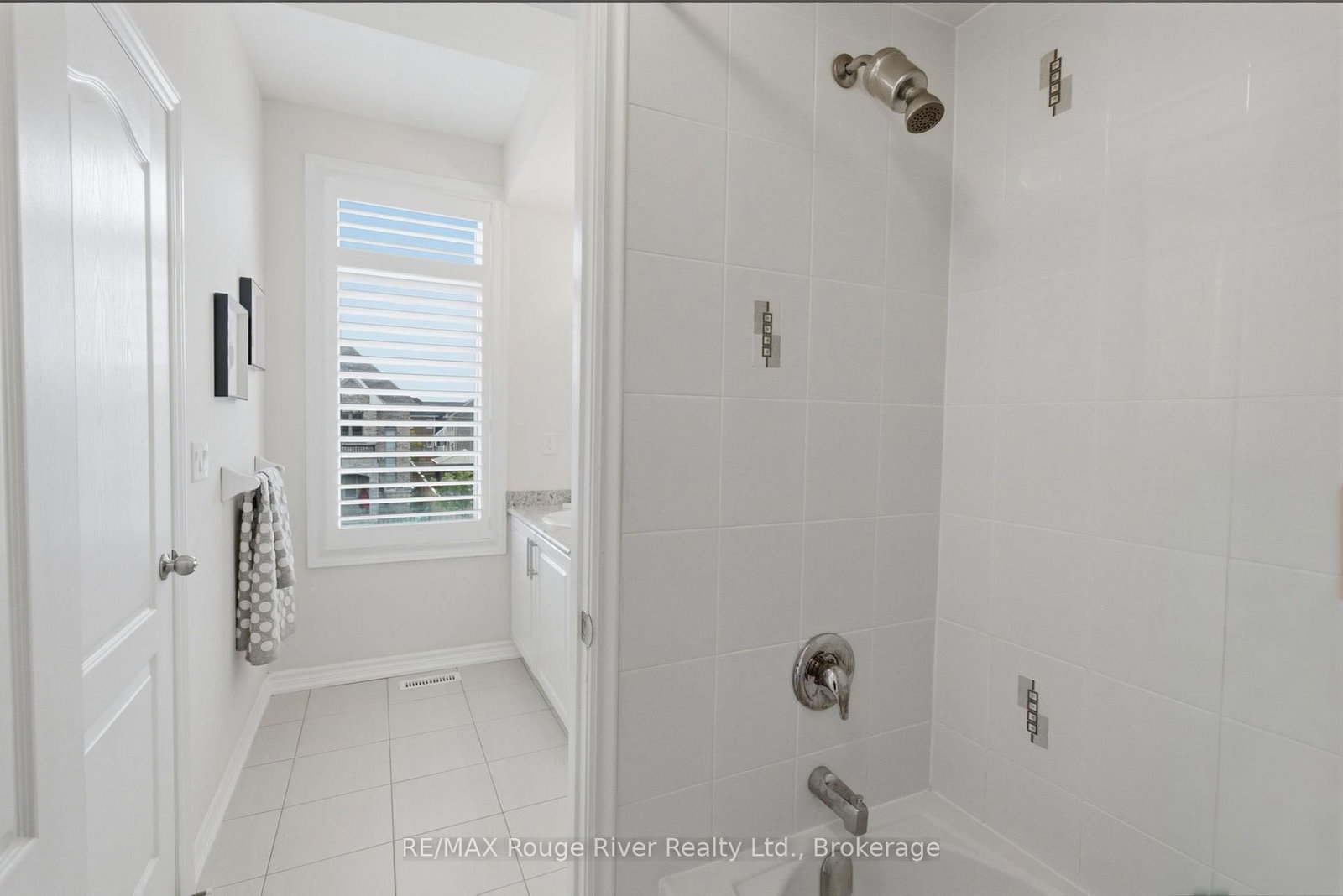 1220 Ronald Inche Drive • Oshawa, ON photo 37
