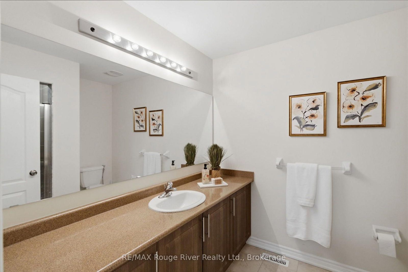 1220 Ronald Inche Drive • Oshawa, ON photo 44