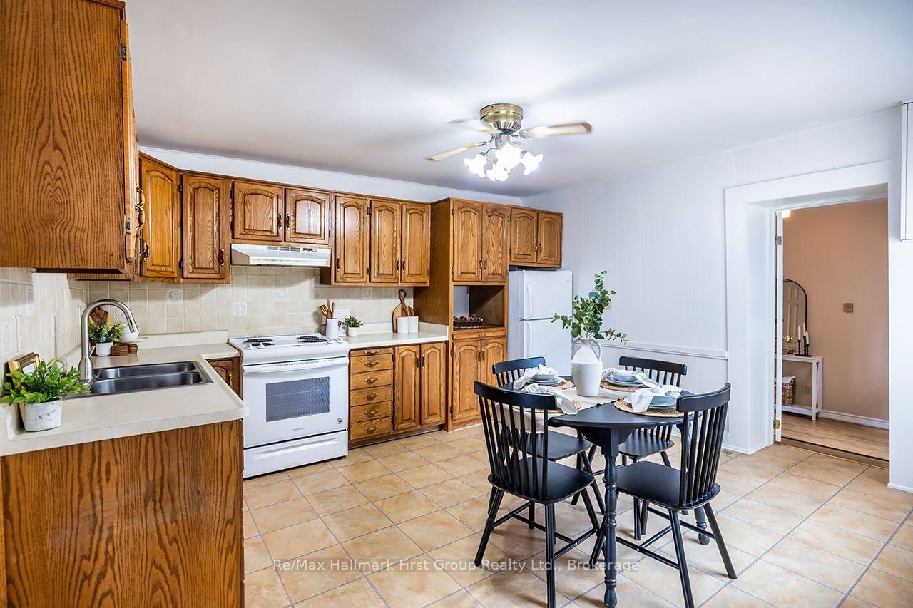359 Sexton Street • Scugog, ON photo 5