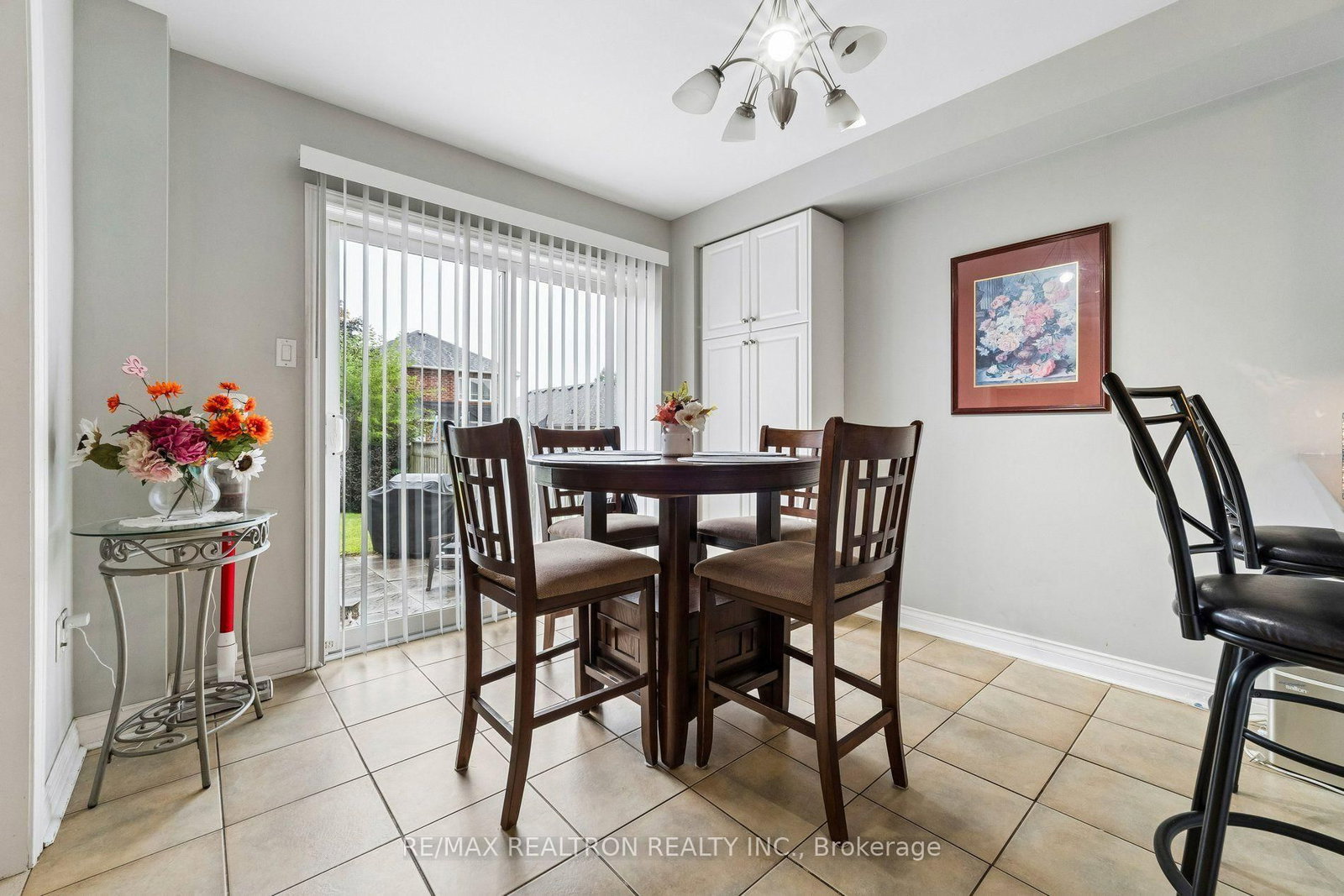 58 Lurosa Cres, Whitby, view 14
