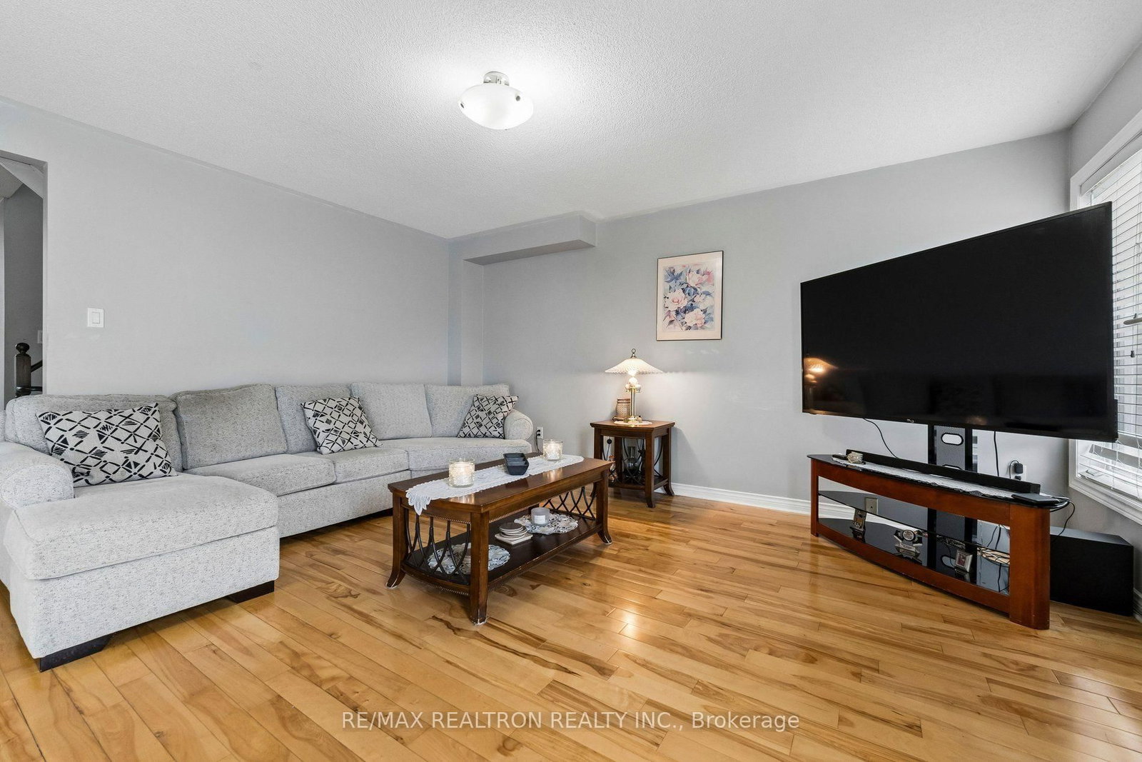 58 Lurosa Cres, Whitby, view 19