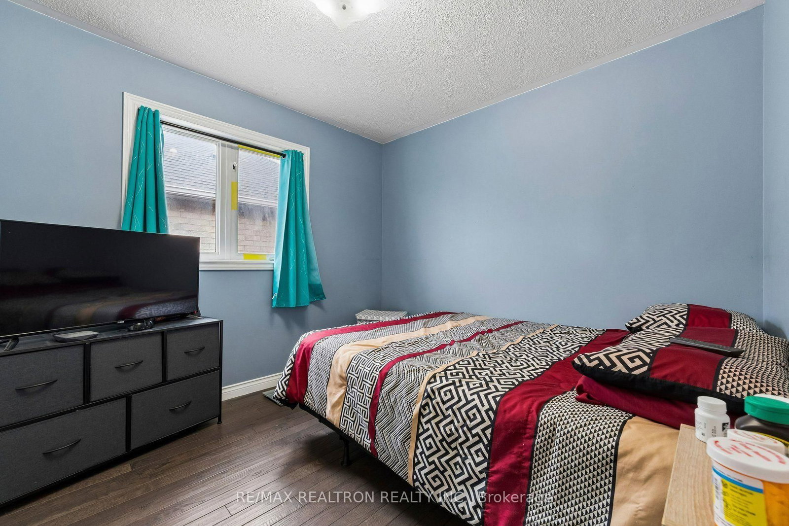 58 Lurosa Cres, Whitby, view 32