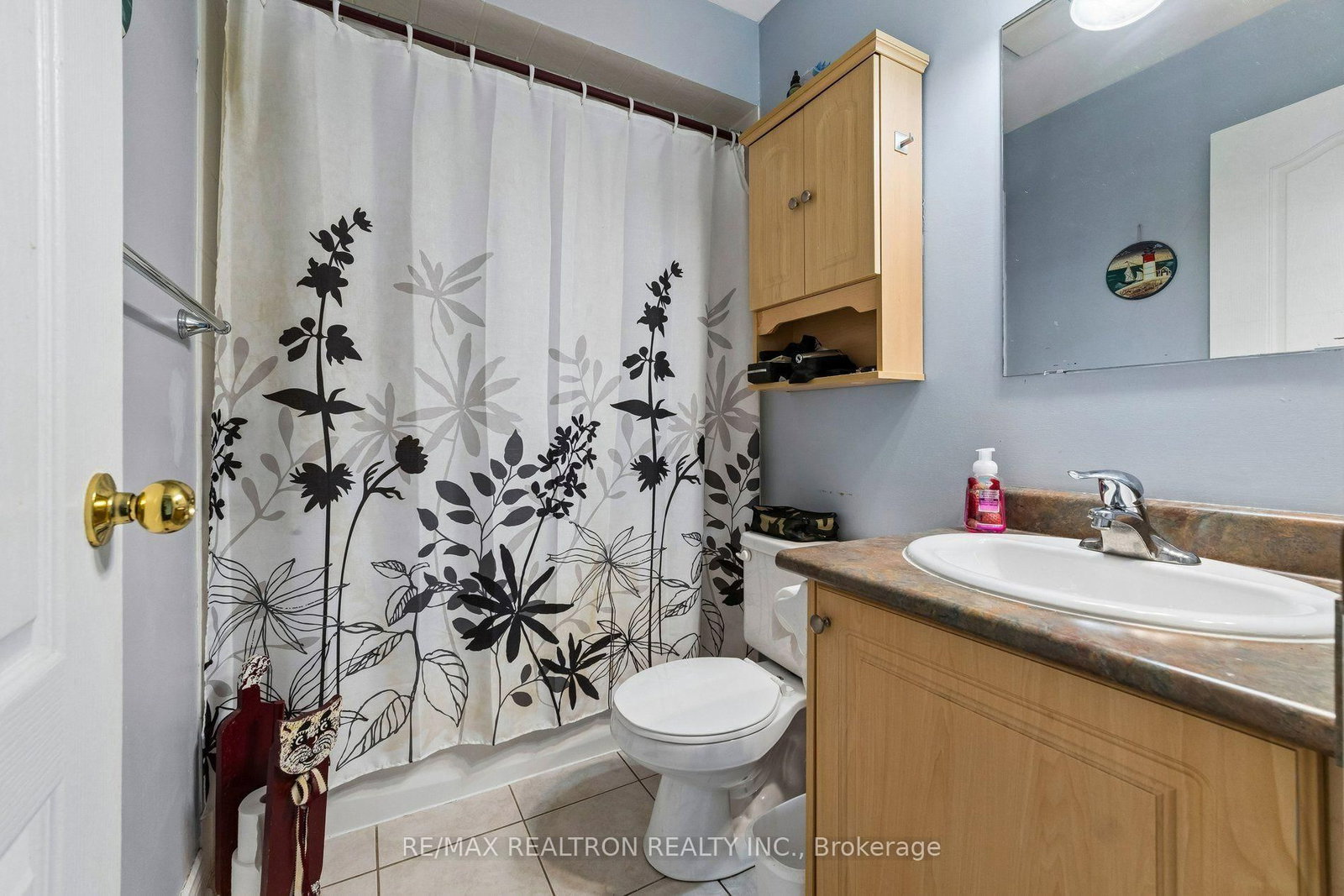 58 Lurosa Cres, Whitby, view 39