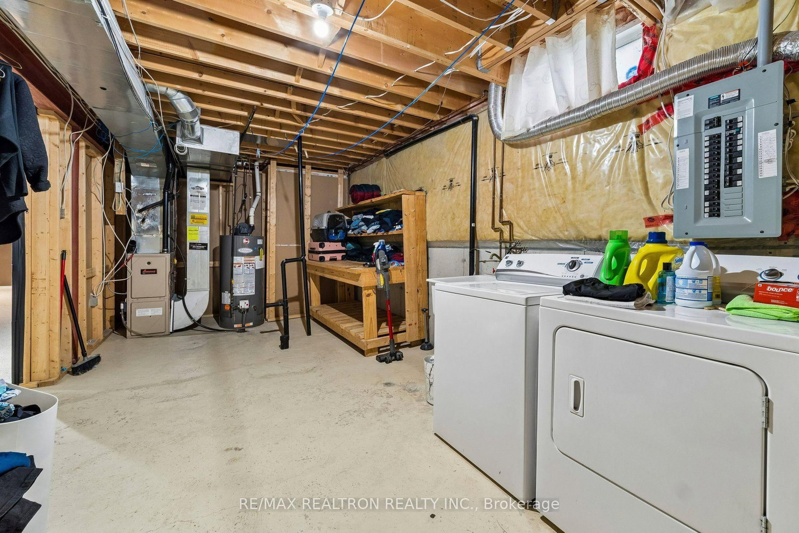 58 Lurosa Cres, Whitby, view 50