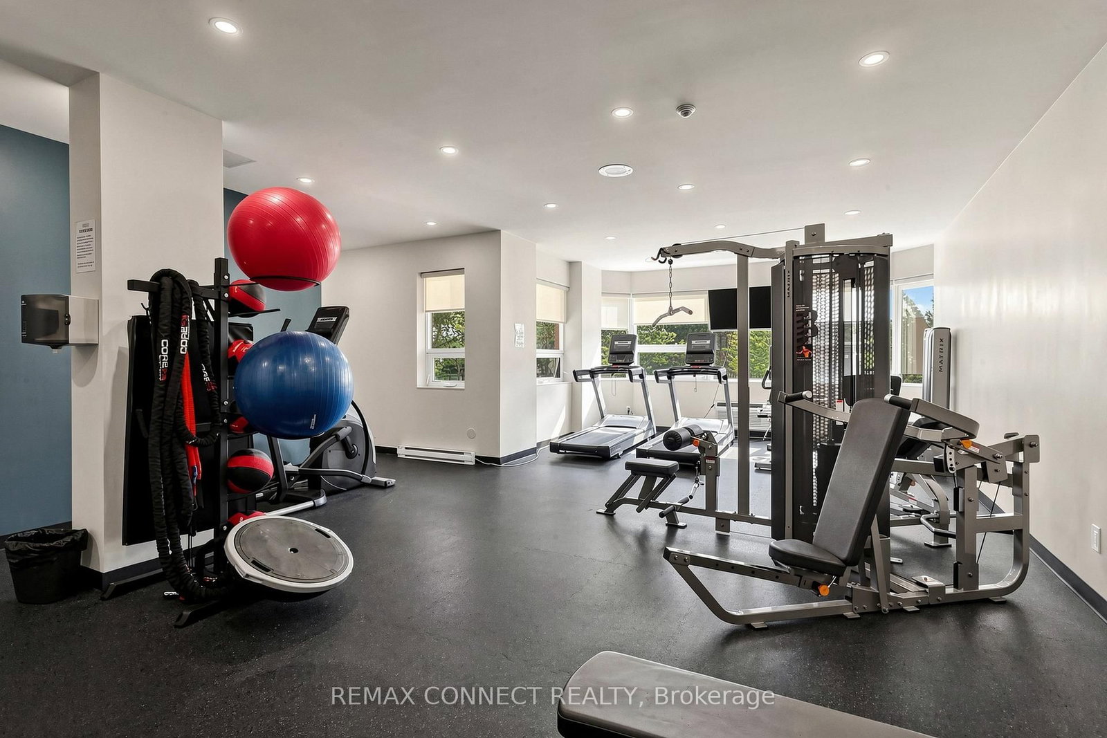 121 Ling Road • #1207 • Toronto, ON photo 33