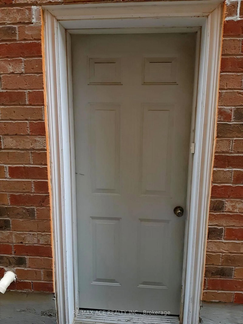 Bsmt - 27 Knowles Drive