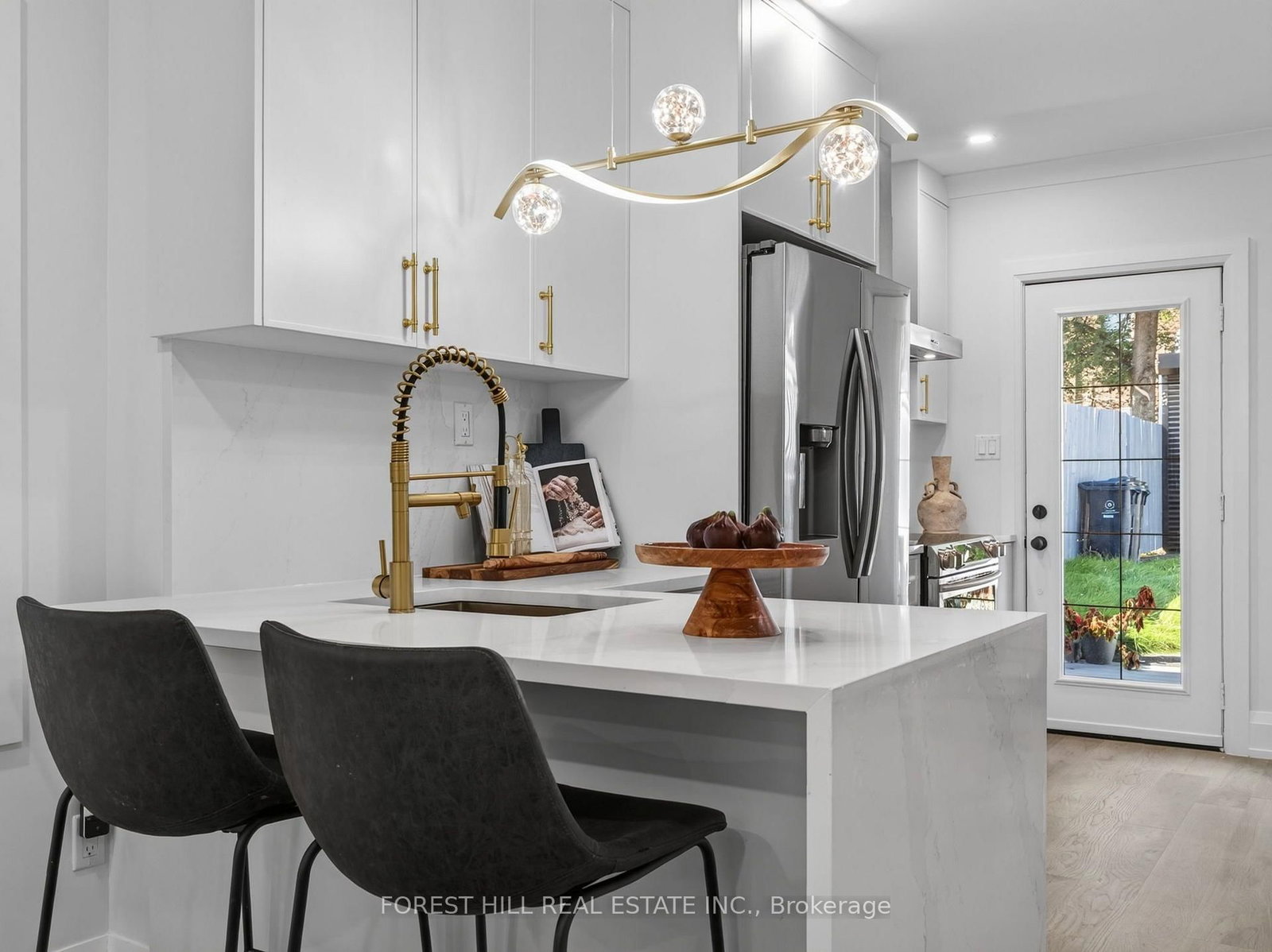 54 Chatham Avenue • Toronto, ON photo 10