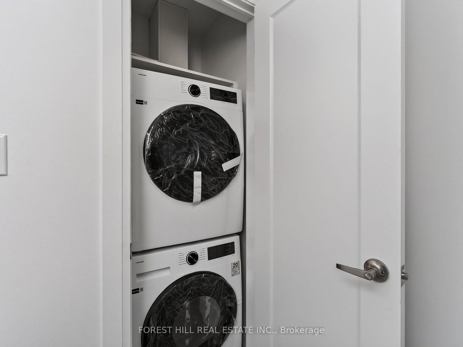 54 Chatham Avenue • Toronto, ON photo 27