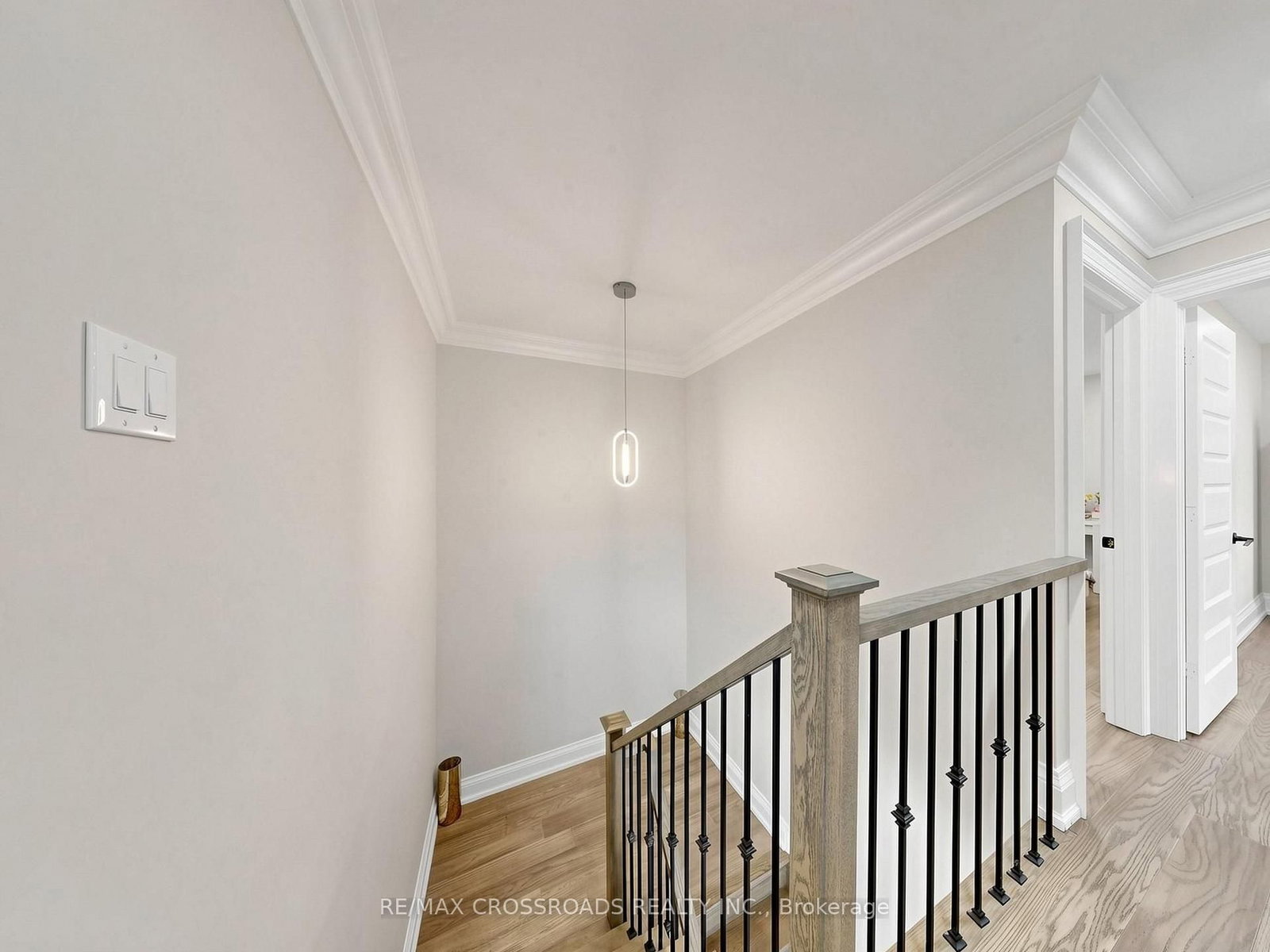 478 Aylesworth Avenue E • Toronto, ON photo 24
