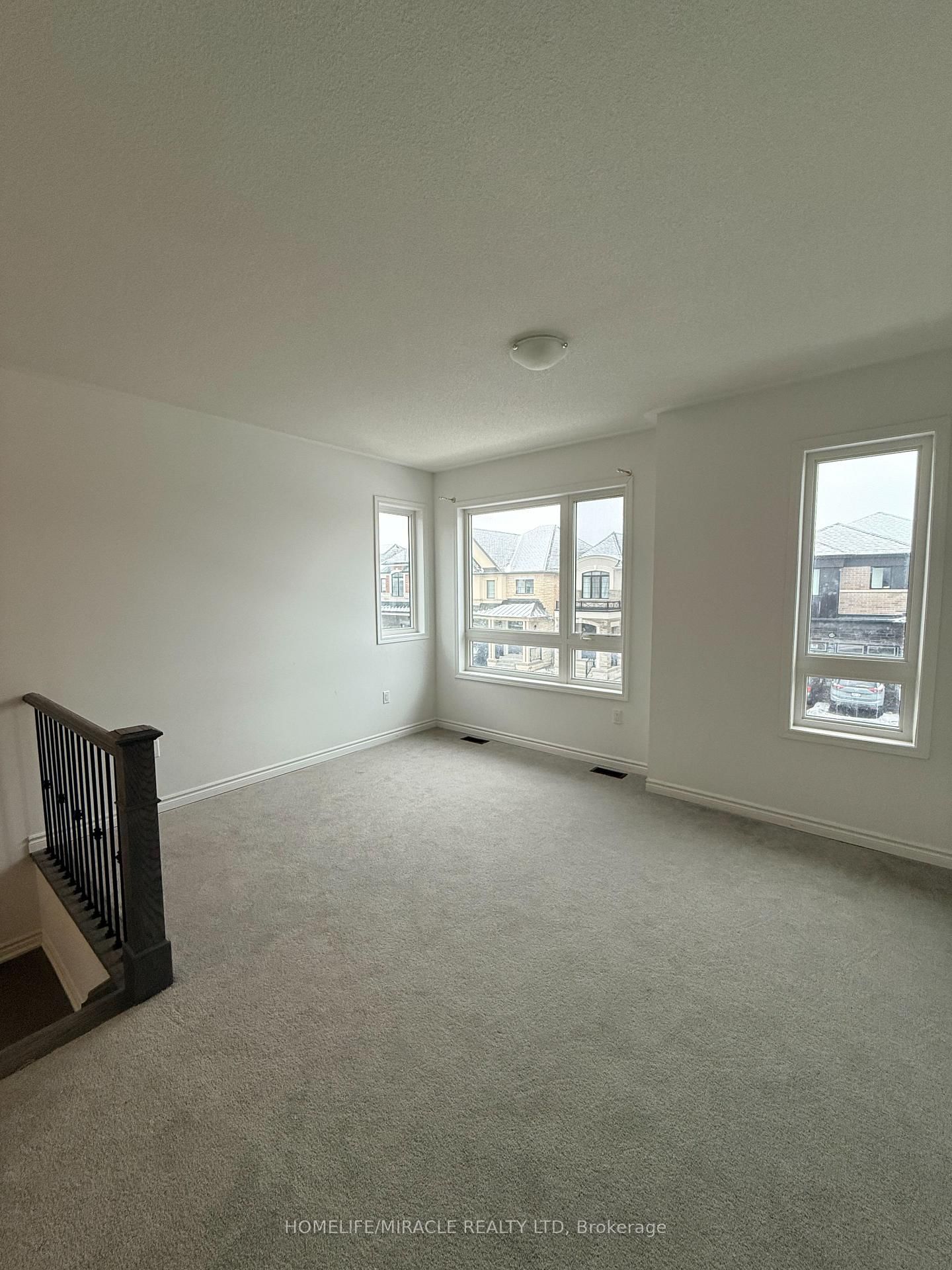 1421 Swallowtail Lane • Pickering, ON photo 17