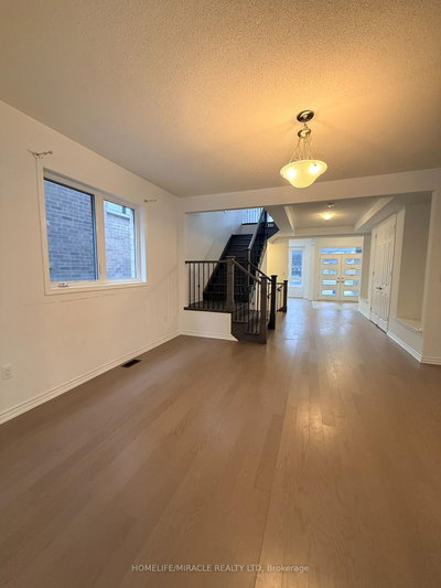 1421 Swallowtail Lane • Pickering, ON photo 8