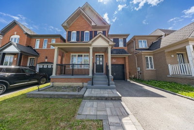 54 Carpendale Ajax,ON L1Z 2B4 — Photo 1