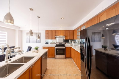 54 Carpendale Ajax,ON L1Z 2B4 — Photo 13