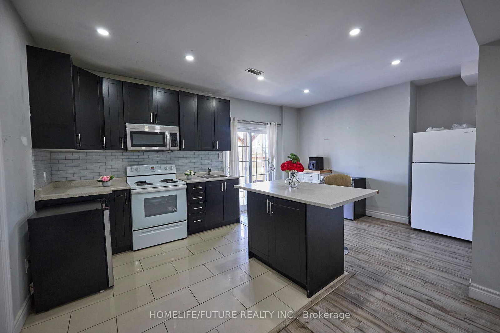 2549 Snow Knight Dr, Oshawa, view 42