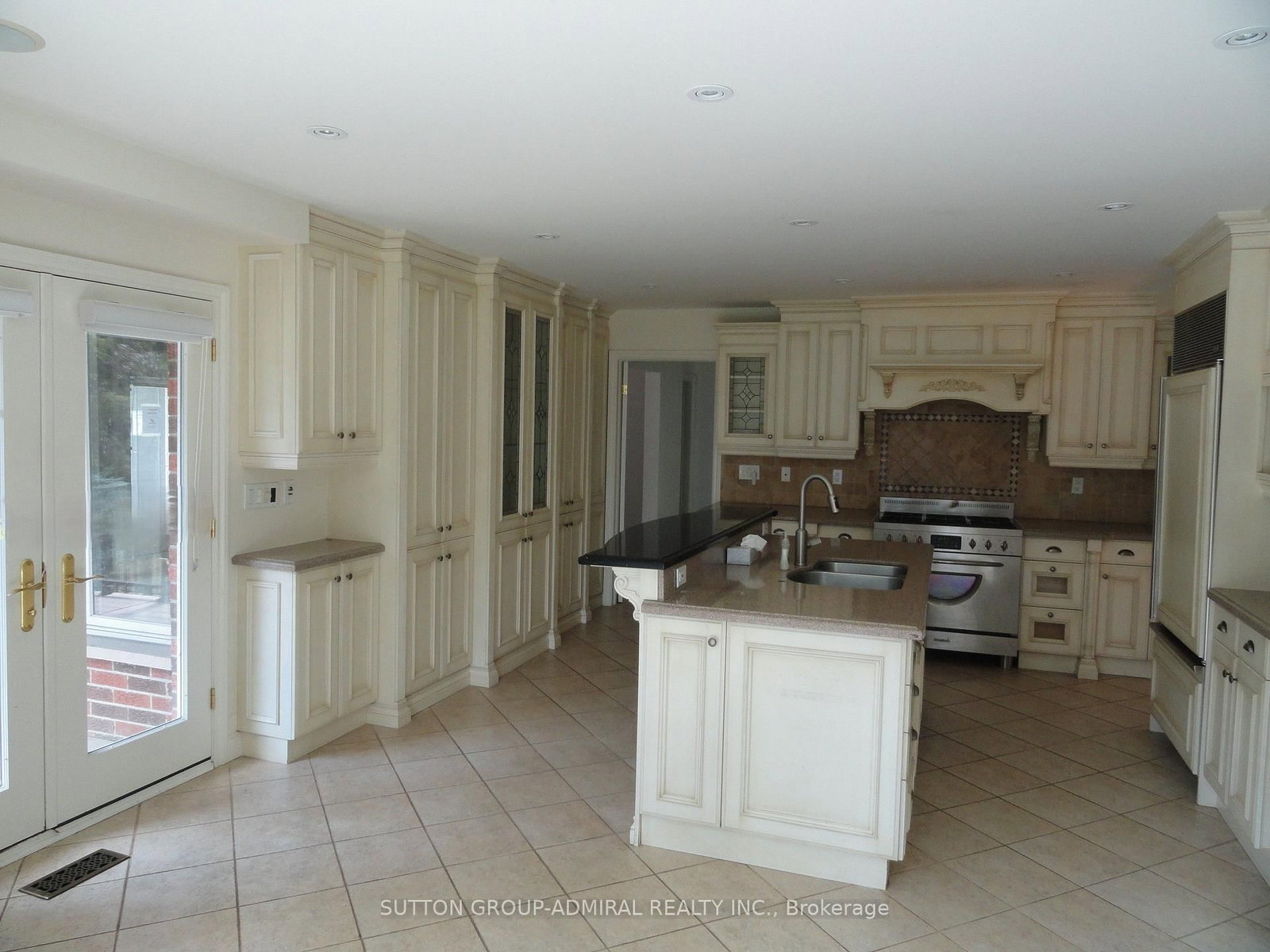 48 Meadowcliffe Drive • Toronto, ON photo 14