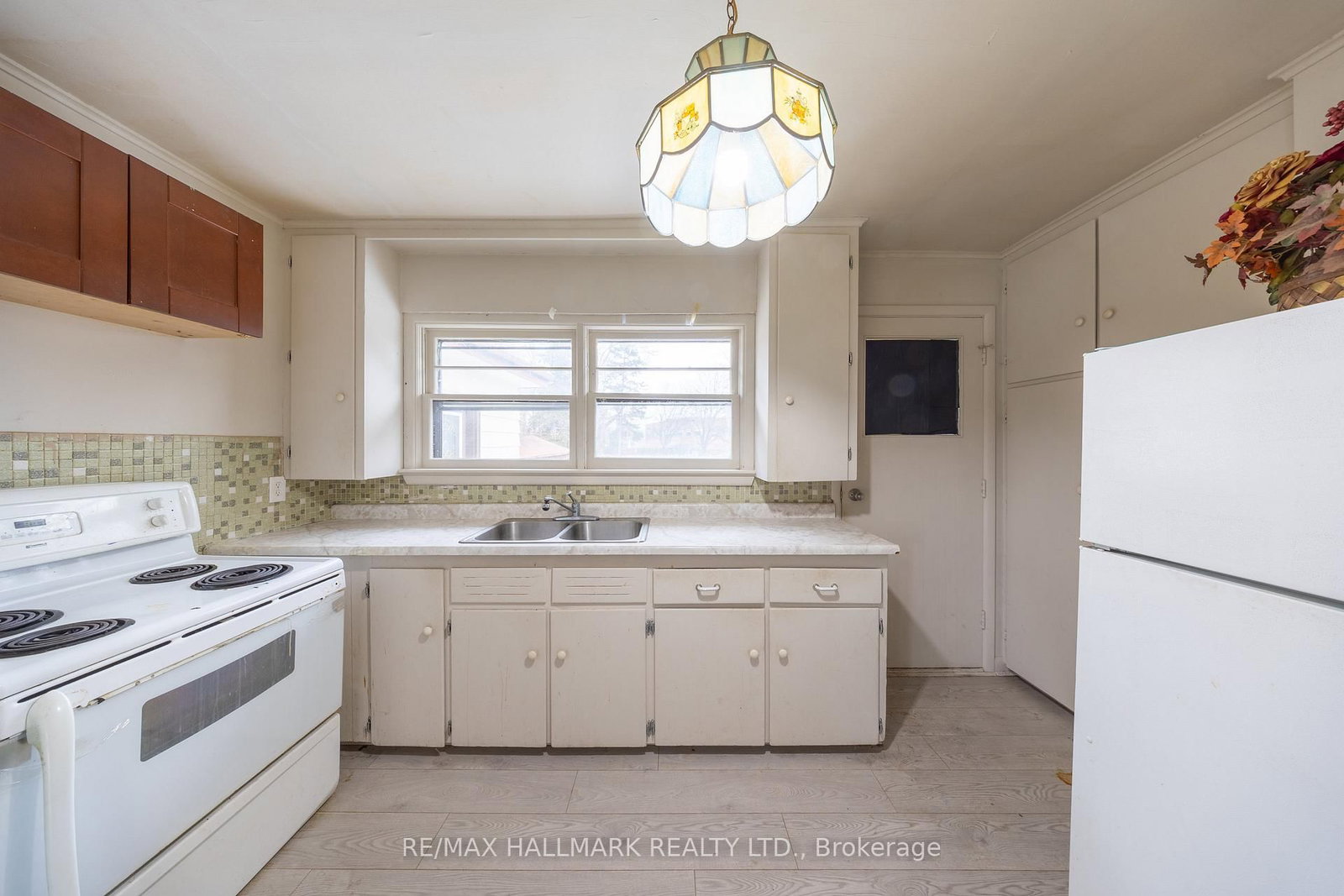 1911 Glenview Rd, Pickering, view 14