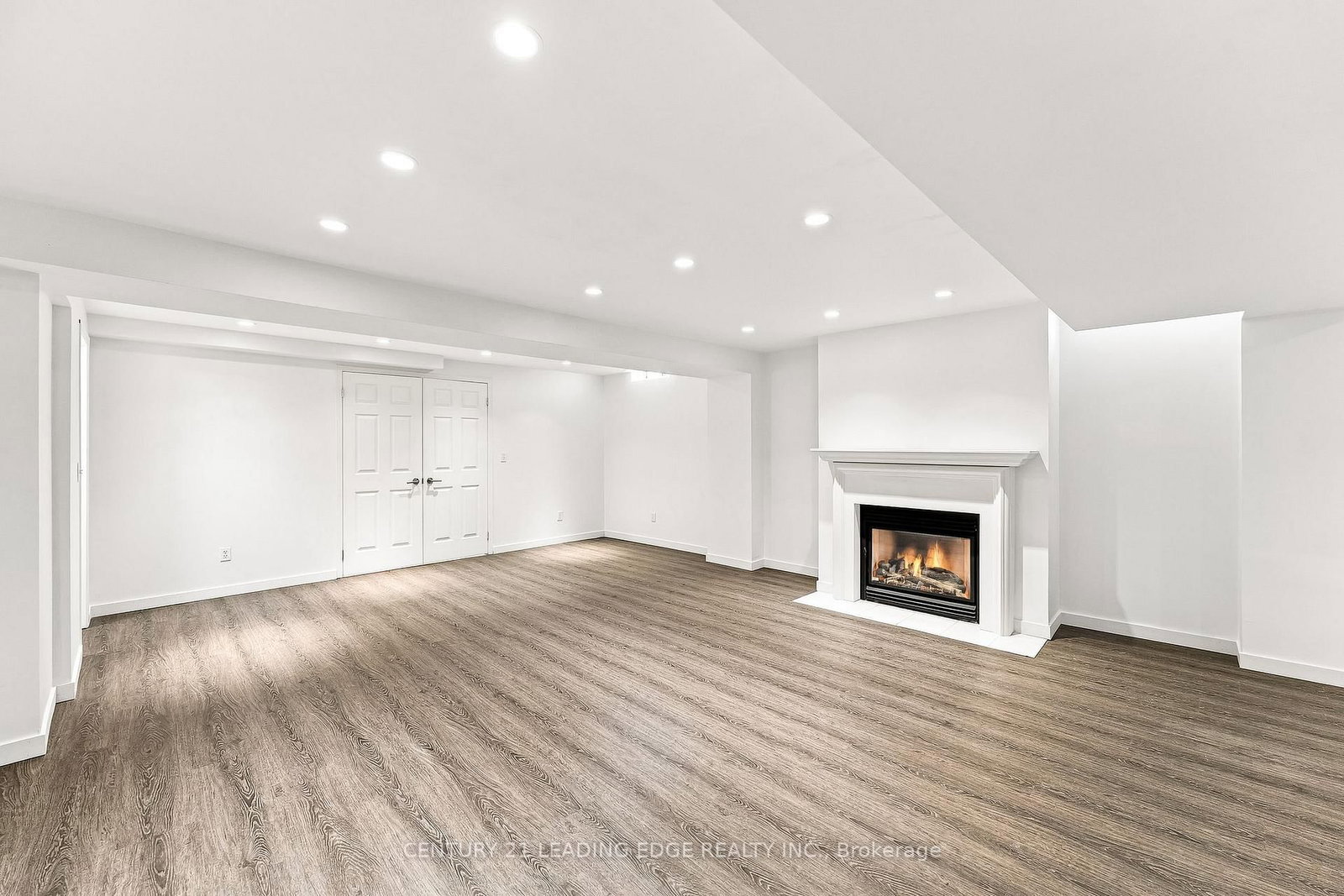 291 Whitby Shores Greenway, Whitby, view 39