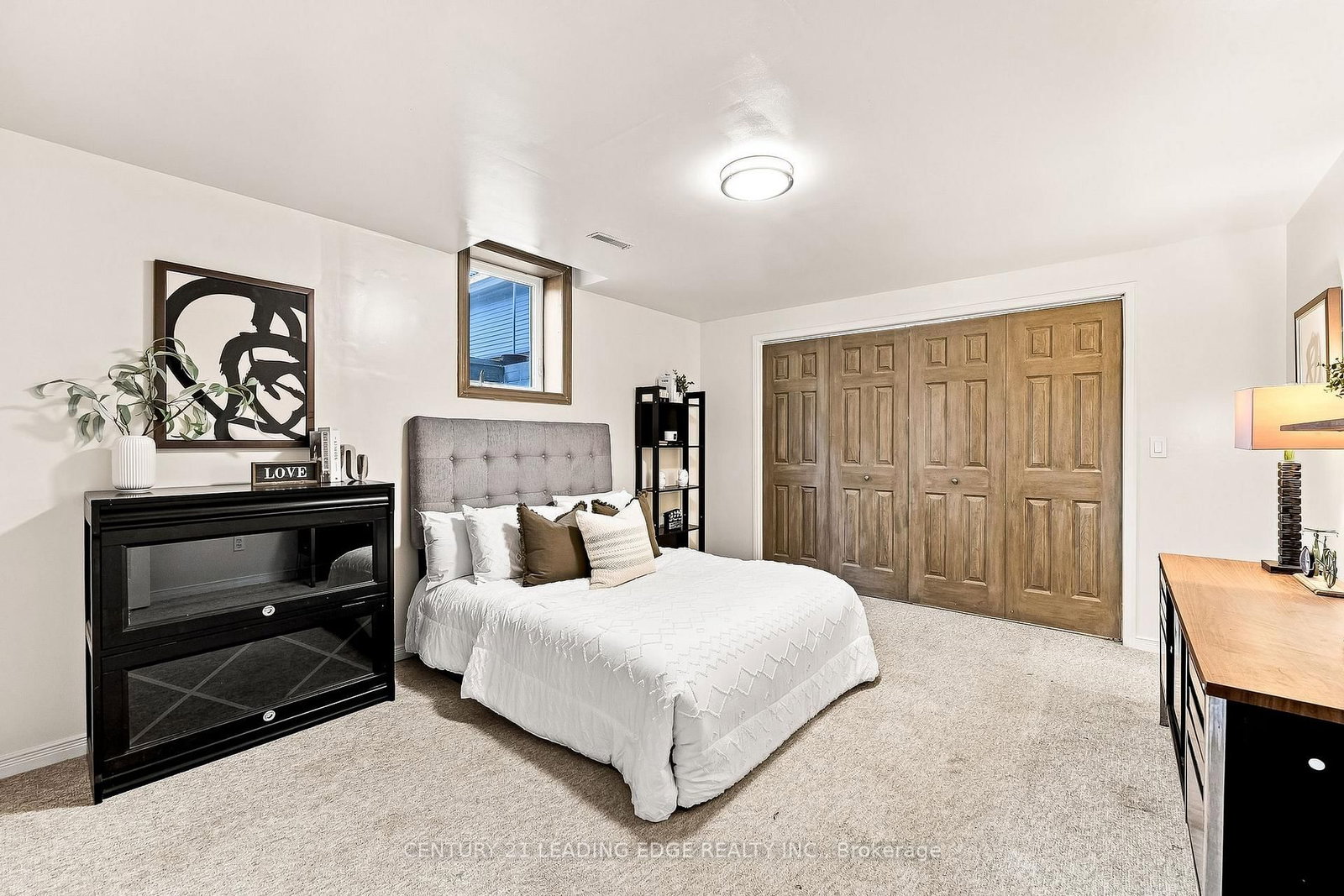 291 Whitby Shores Greenway, Whitby, view 40