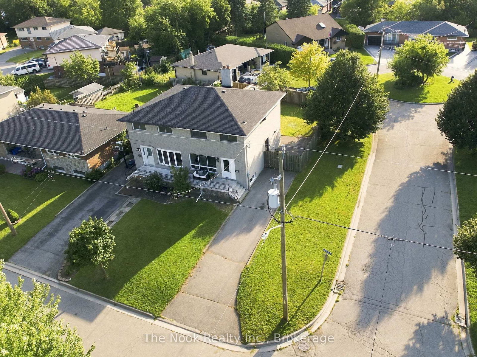 98 Durham Street • Oshawa, ON photo 1