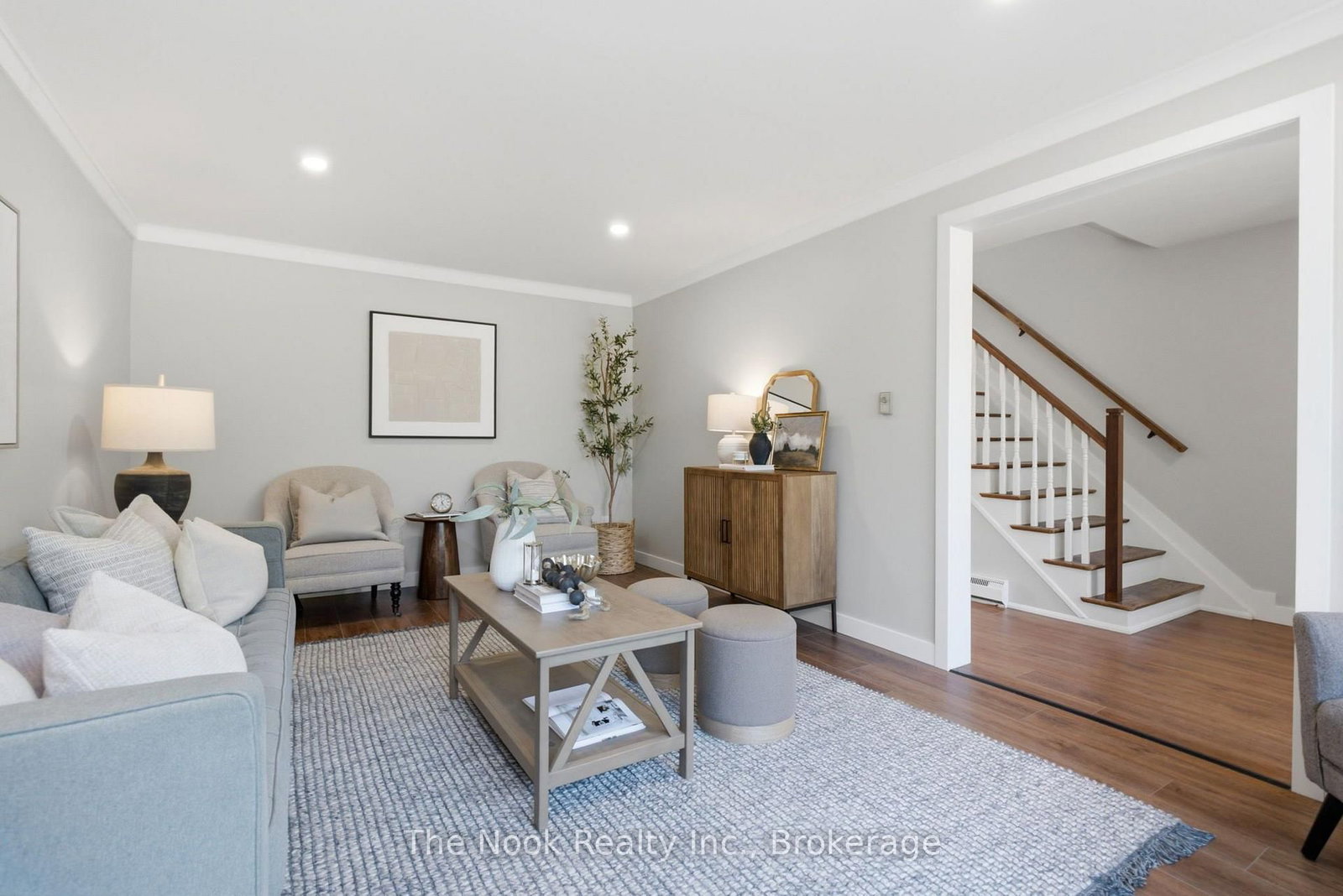 98 Durham Street • Oshawa, ON photo 11