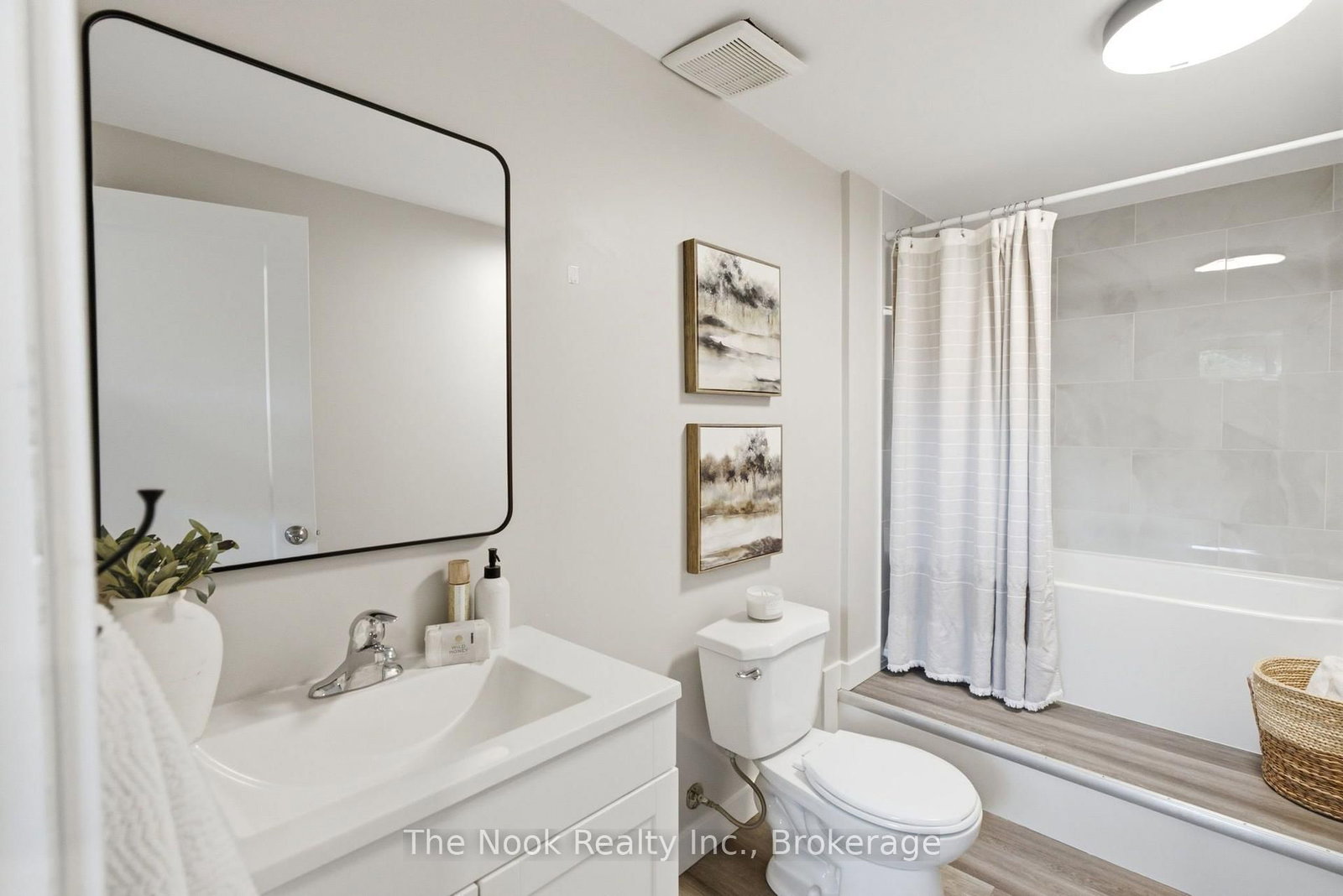 98 Durham Street • Oshawa, ON photo 42