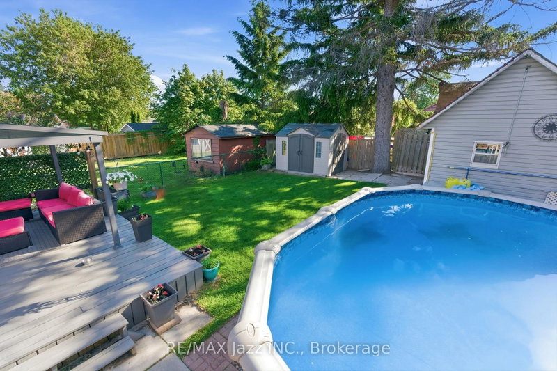 72 Cadillac Avenue S