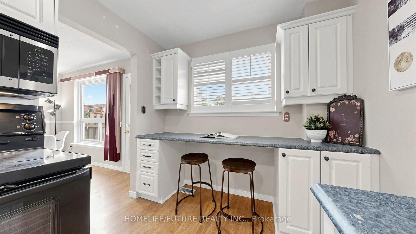 150-120 Nonquon Rd, Oshawa, view 20