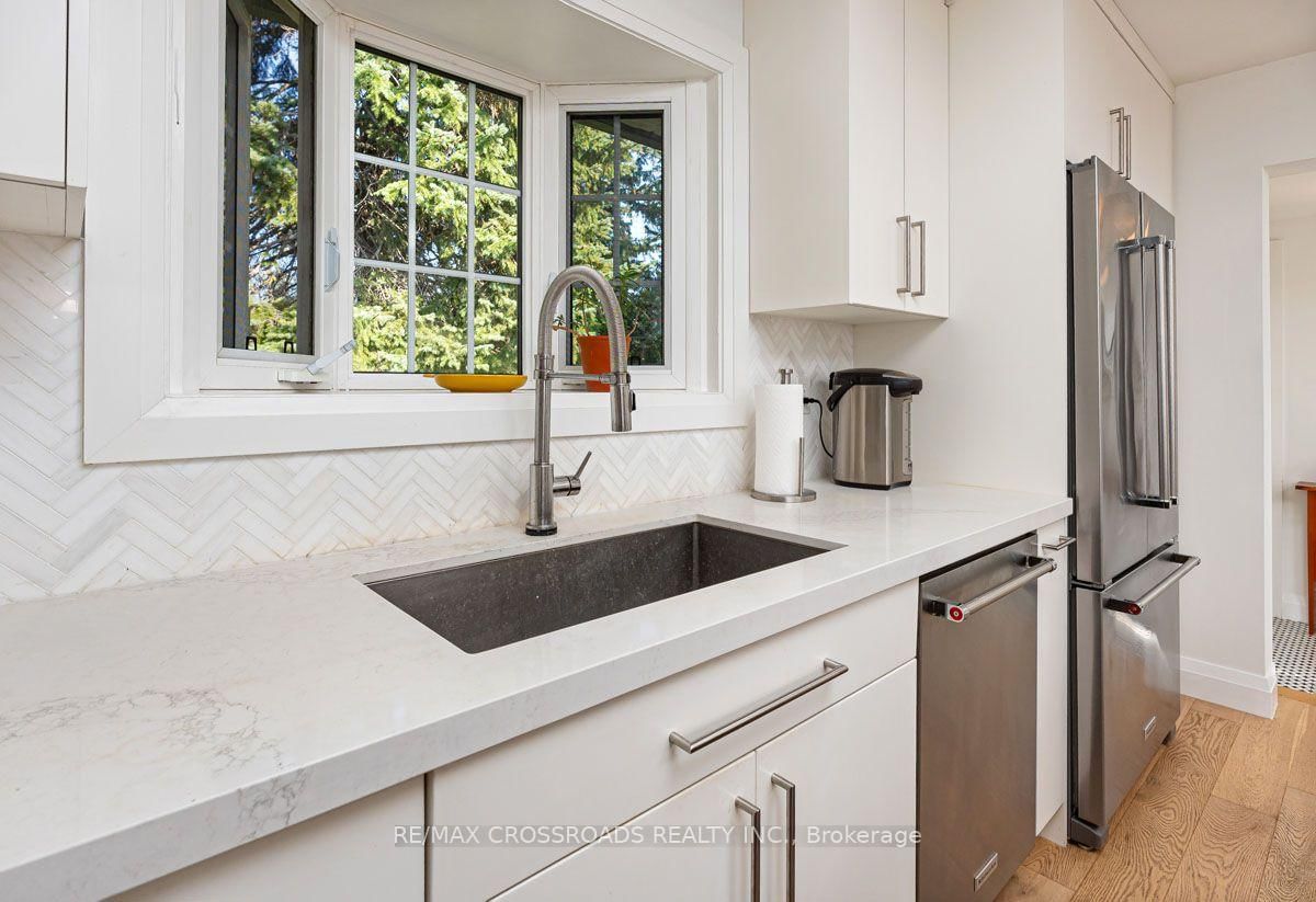 132 Collingsbrook Boulevard • Toronto, ON photo 11