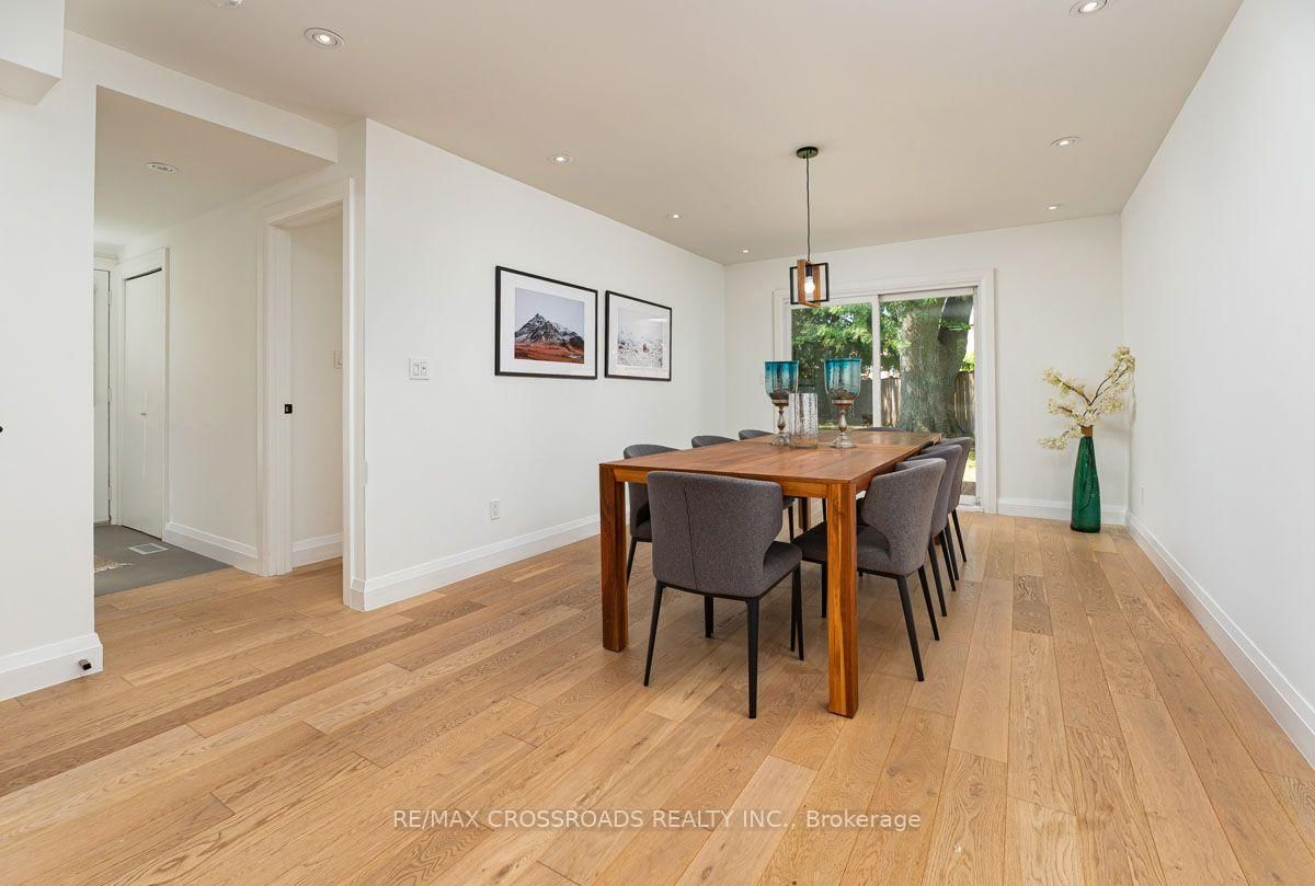 132 Collingsbrook Boulevard • Toronto, ON photo 14