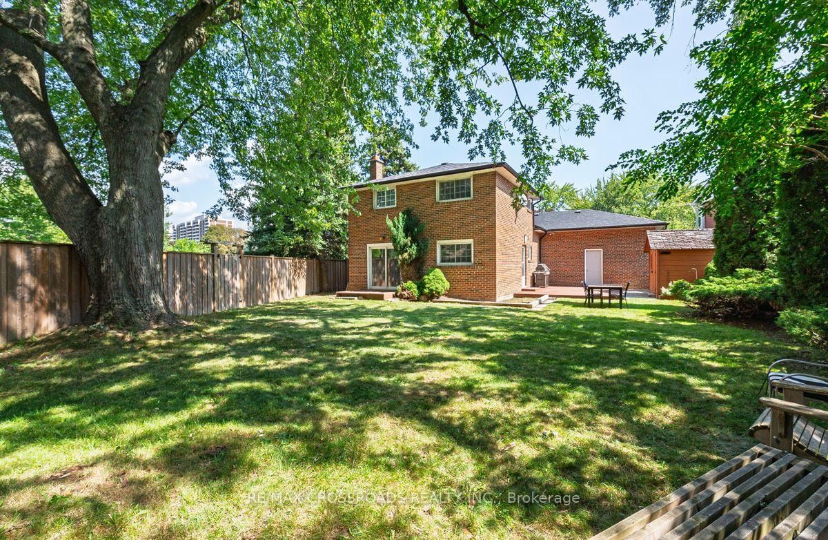132 Collingsbrook Boulevard • Toronto, ON photo 25
