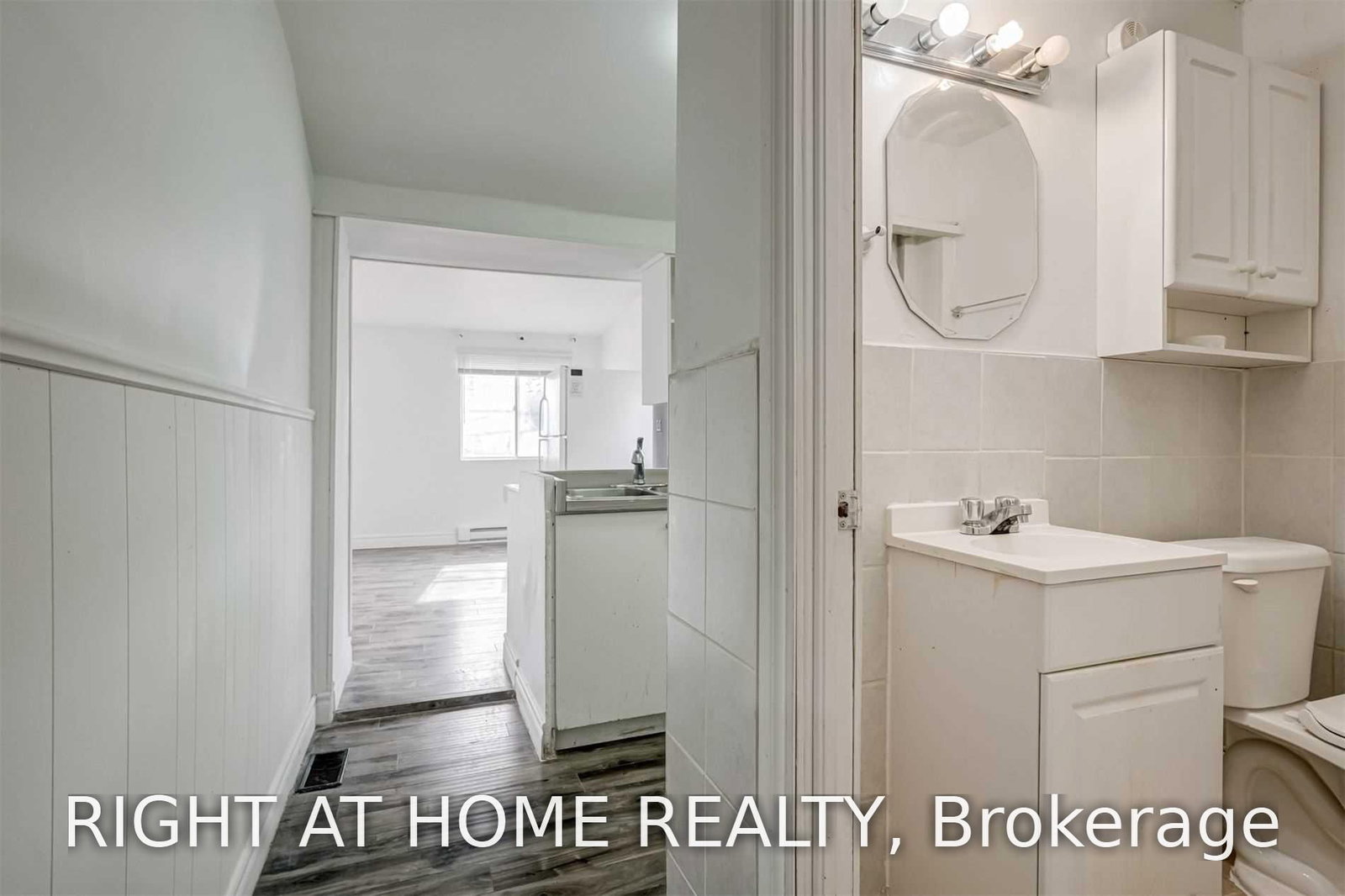 54 Byng Avenue • Toronto, ON photo 14